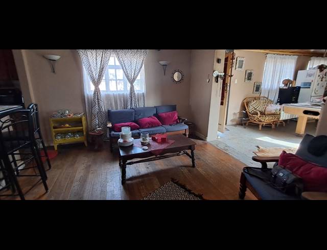 3 BEDROOM HOUSE FOR SALE IN SCHEEPERSHOOGTE